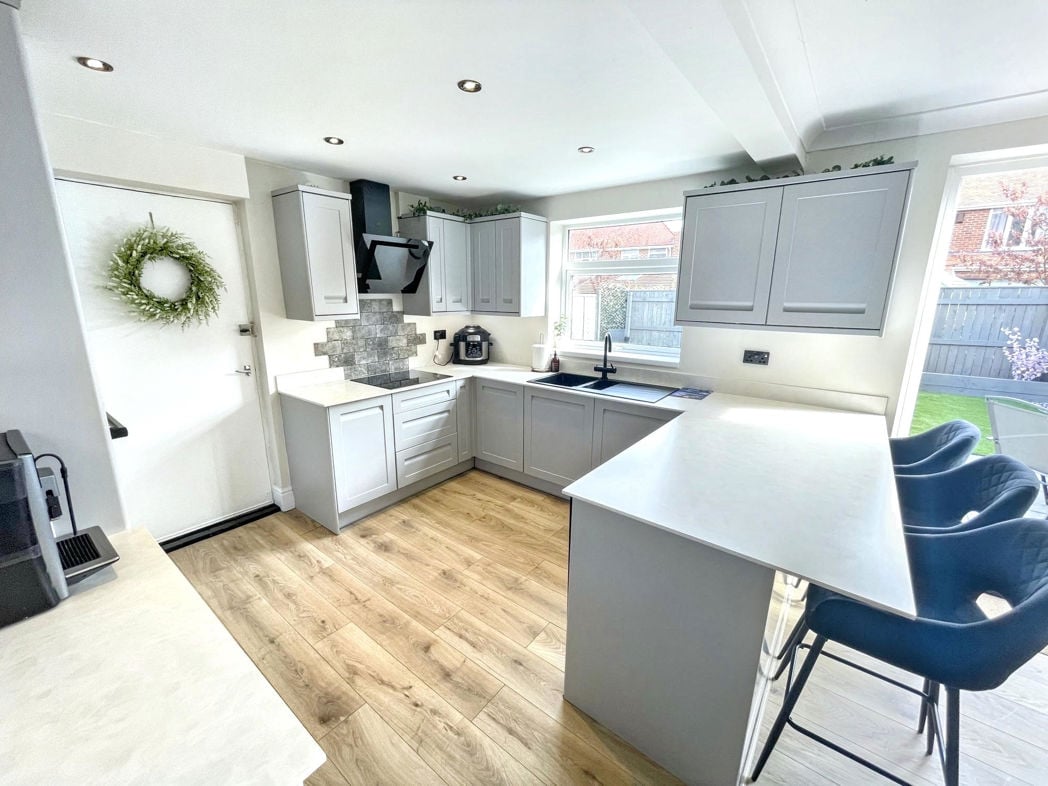 Property image 5 of 13