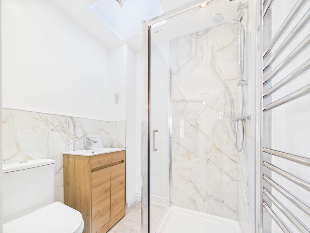 Property image 27 of 38