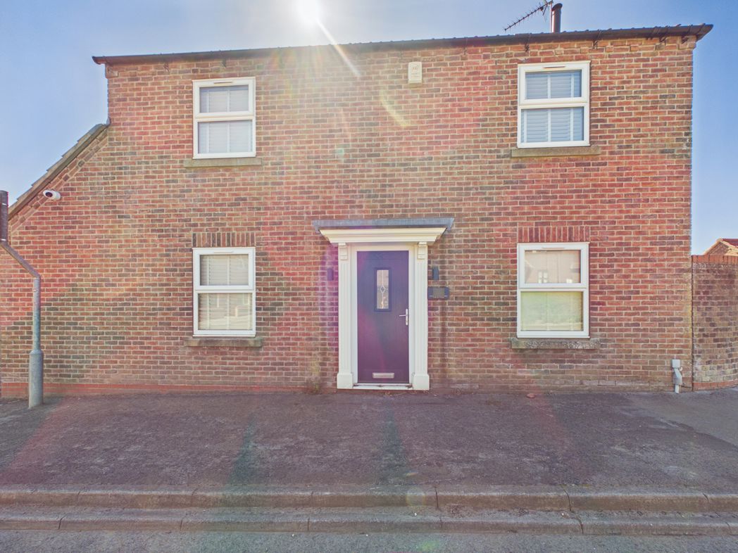 Property image 29 of 38