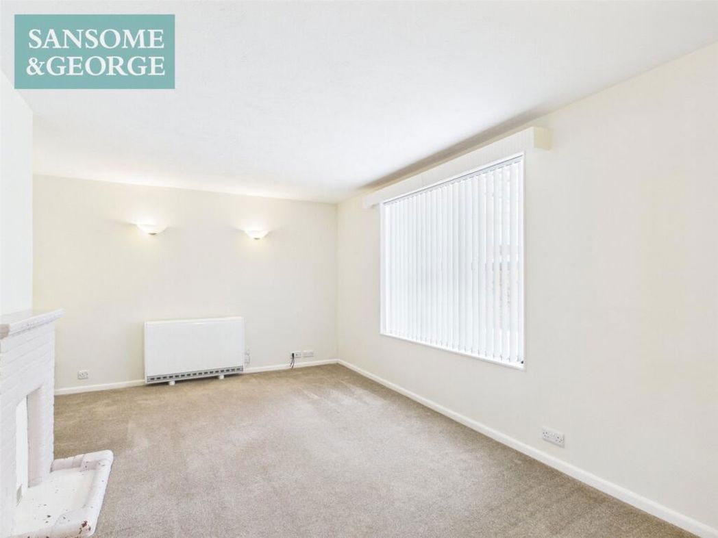 Property image 8 of 16