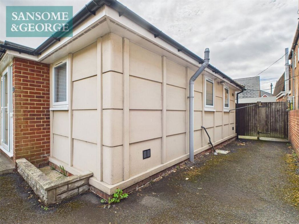 Property image 13 of 16