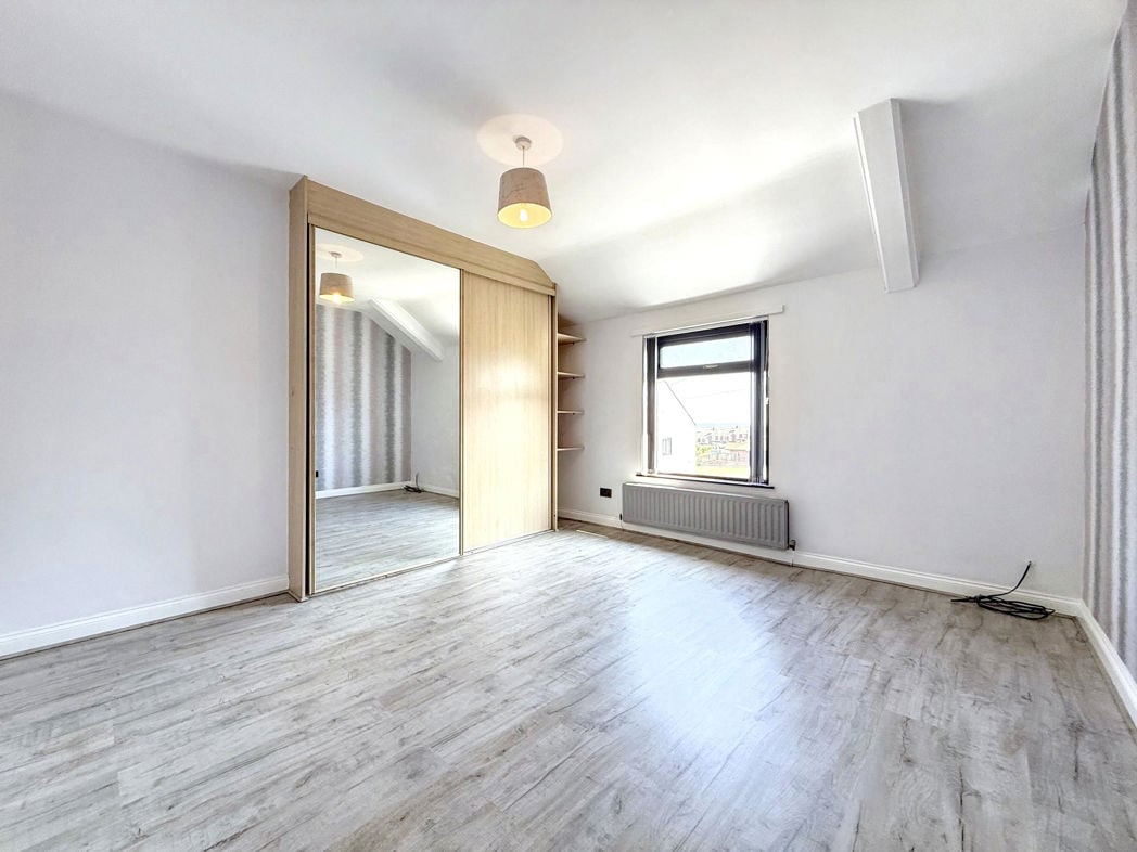 Property image 19 of 29