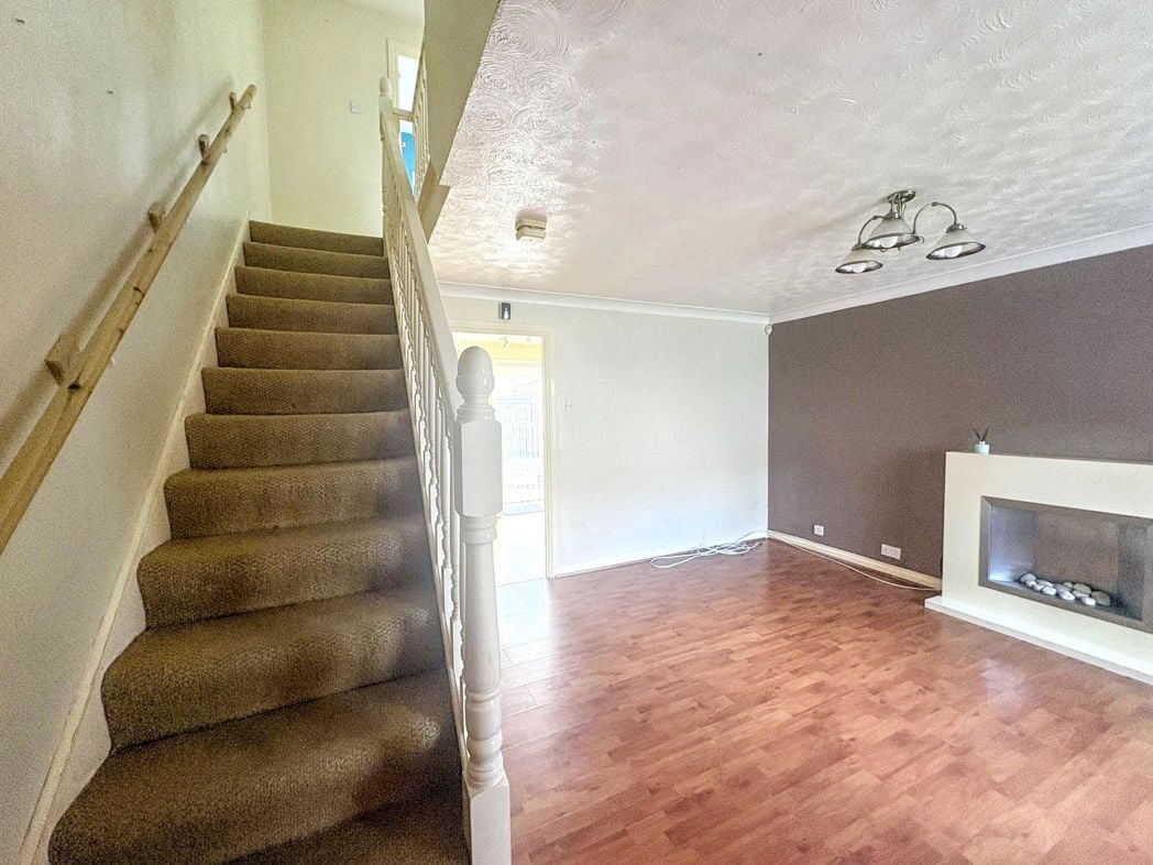 Property image 6 of 24