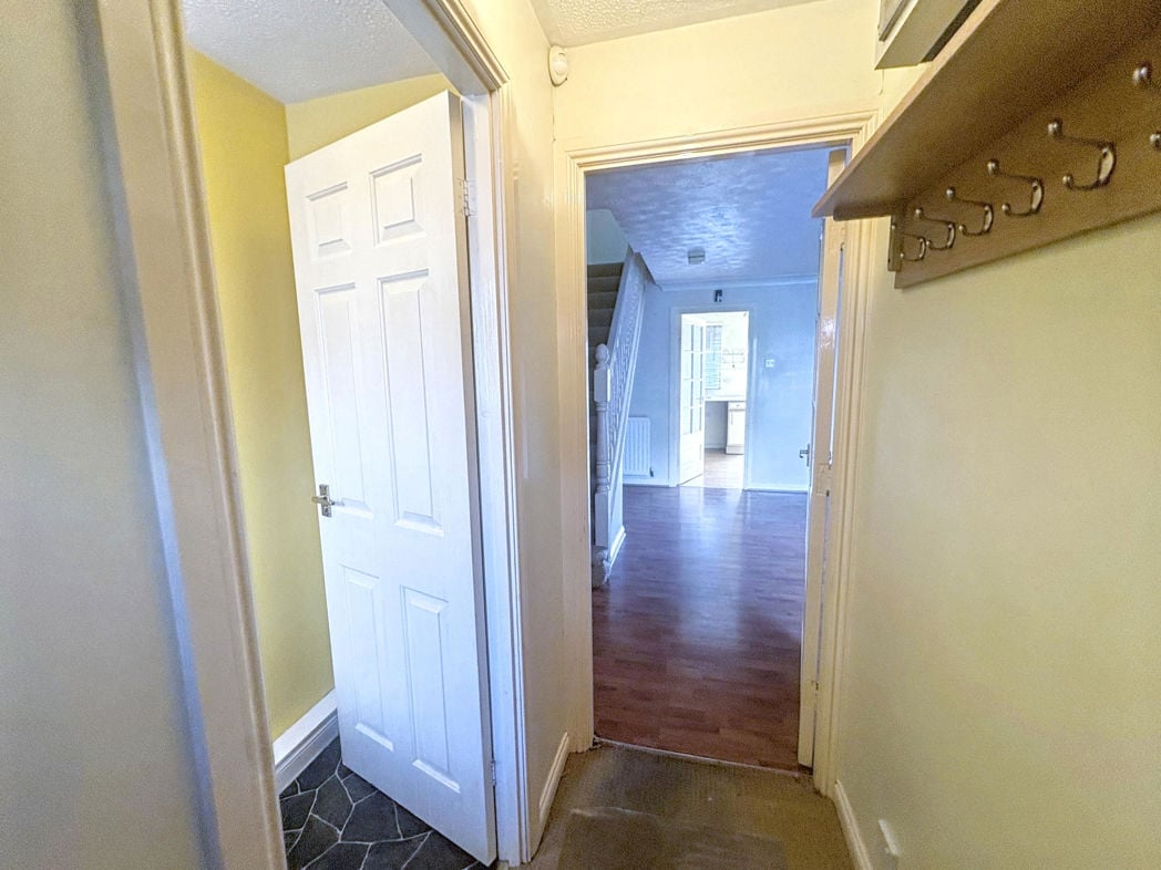 Property image 9 of 24