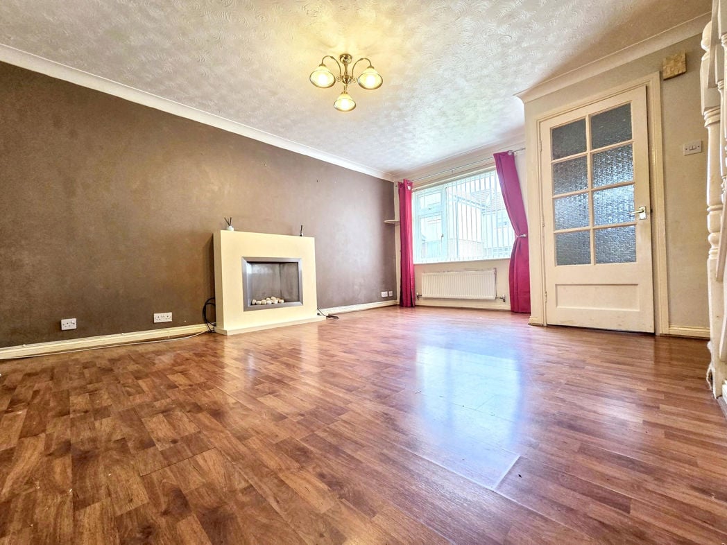 Property image 4 of 24