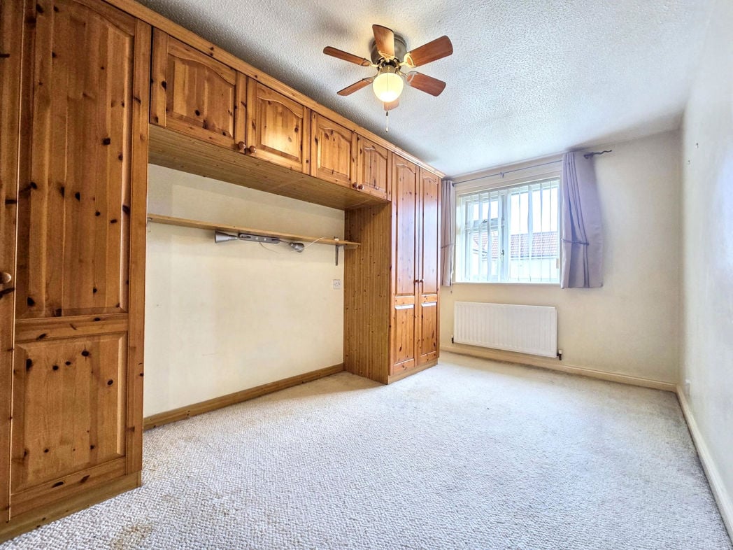 Property image 13 of 24