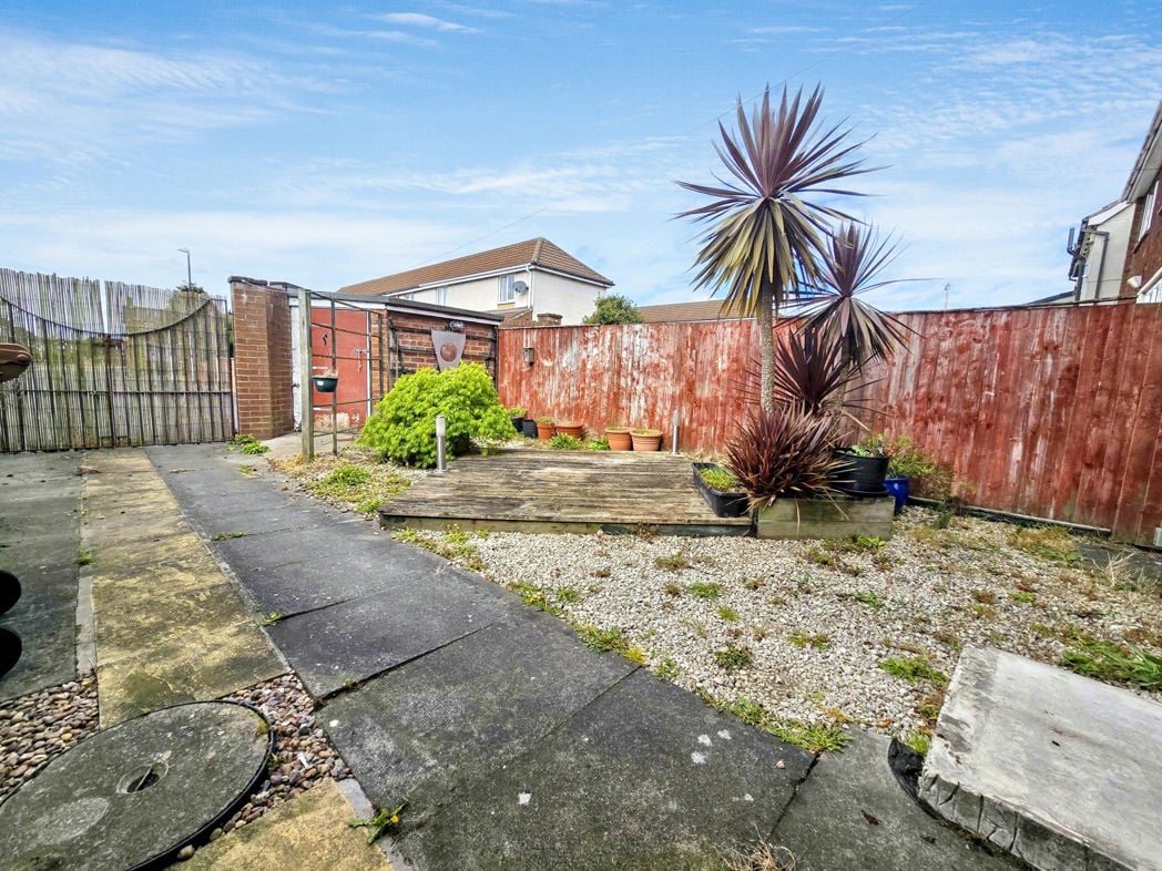 Property image 19 of 24
