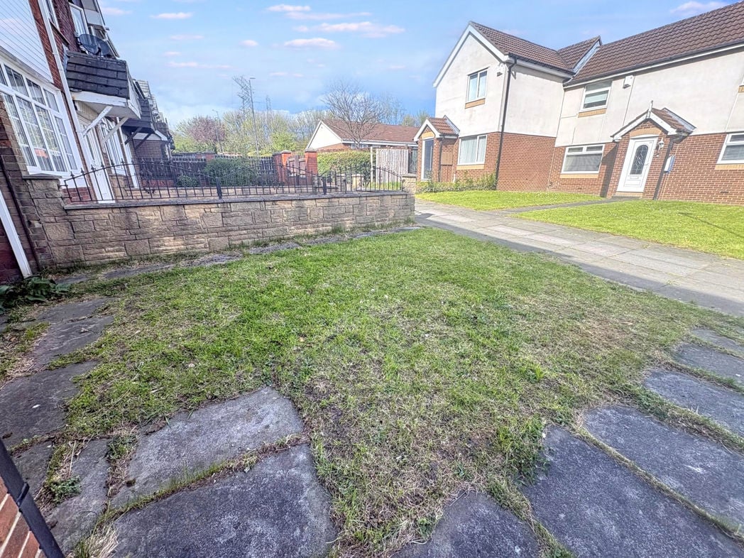 Property image 18 of 24