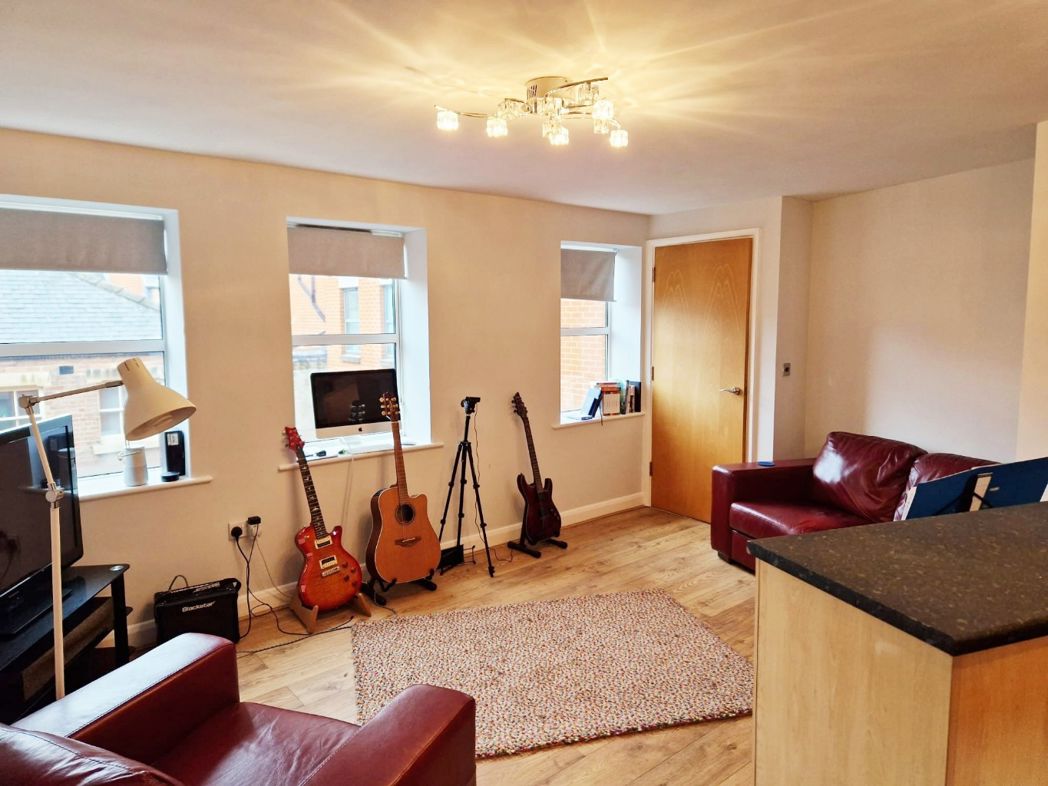 Property image 3 of 13