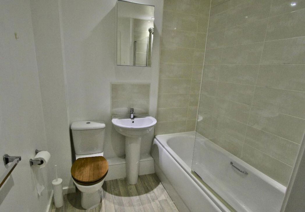 Property image 4 of 9
