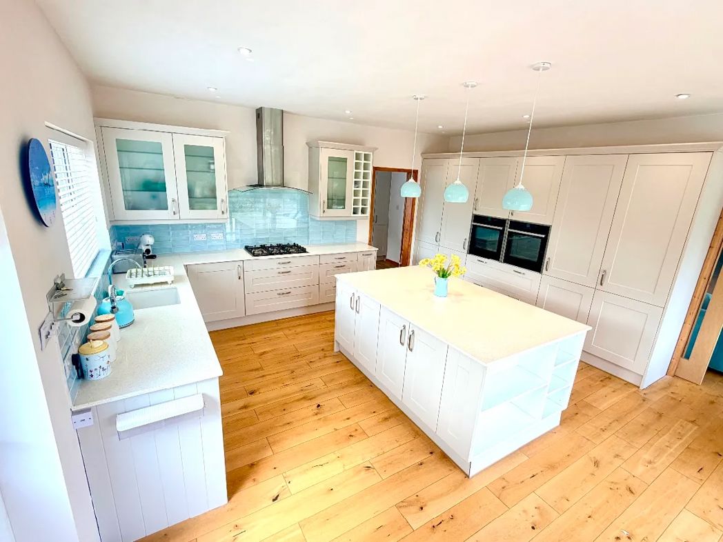 Property image 2 of 60
