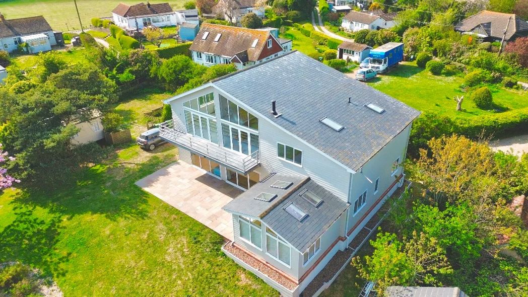 Property image 7 of 60