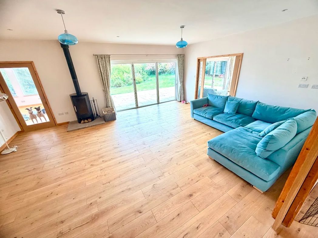 Property image 13 of 60