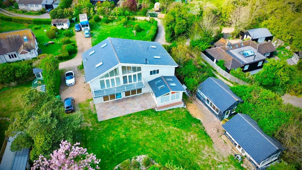 Property image 14 of 60