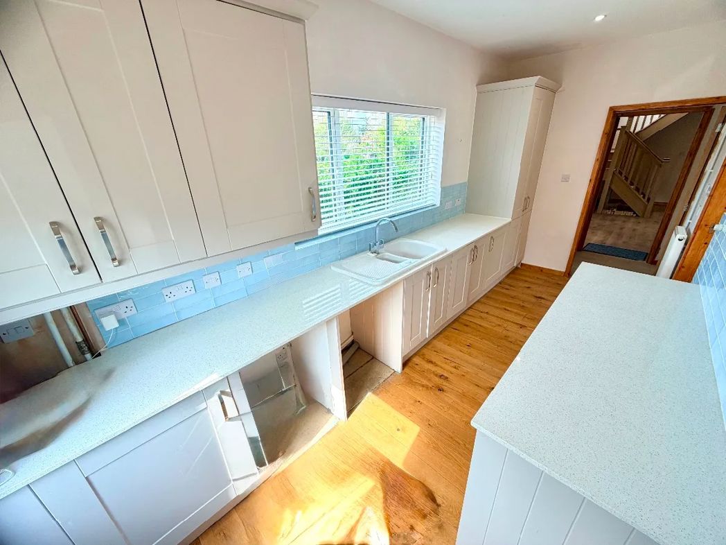 Property image 23 of 60
