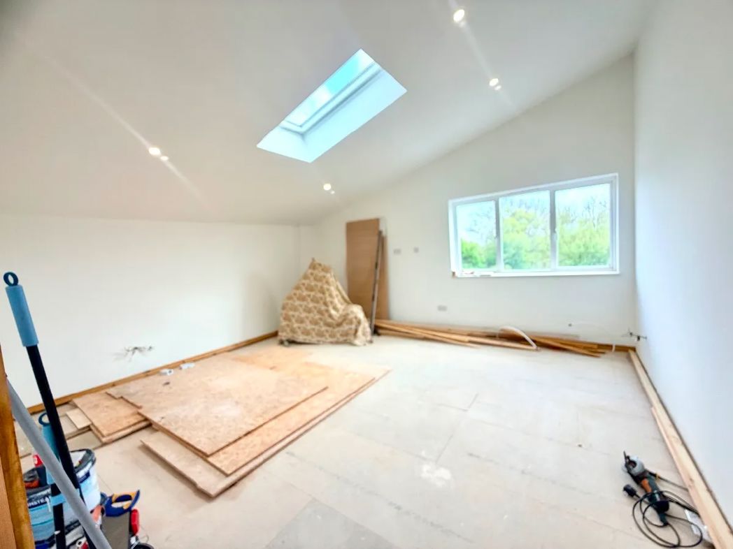 Property image 32 of 60