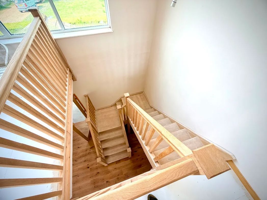 Property image 33 of 60