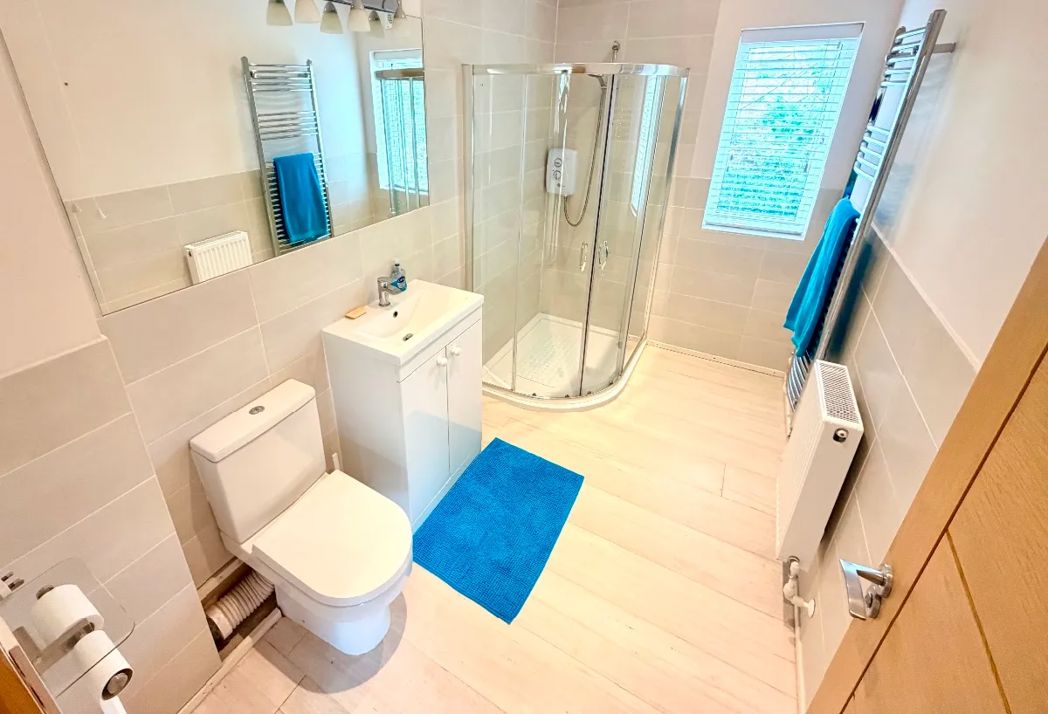 Property image 38 of 60