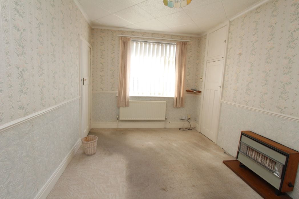 Property image 8 of 16