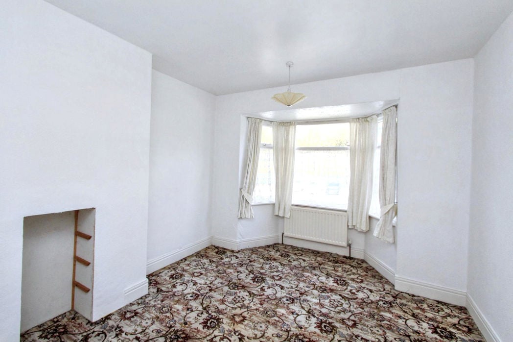 Property image 3 of 16