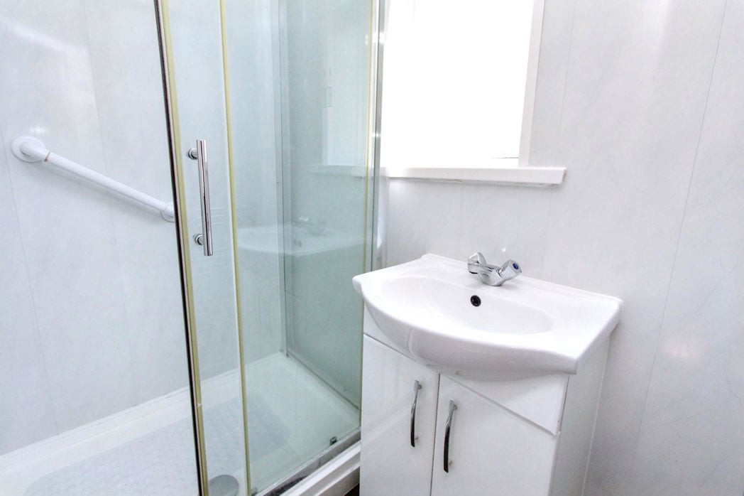 Property image 6 of 16