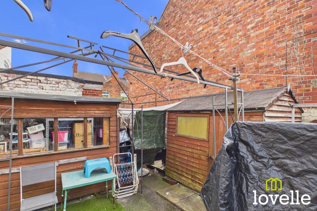Property image 8 of 11