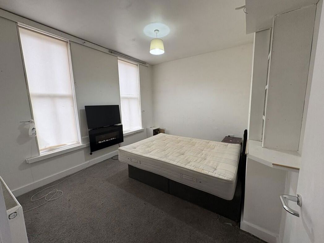 Property image 5 of 13