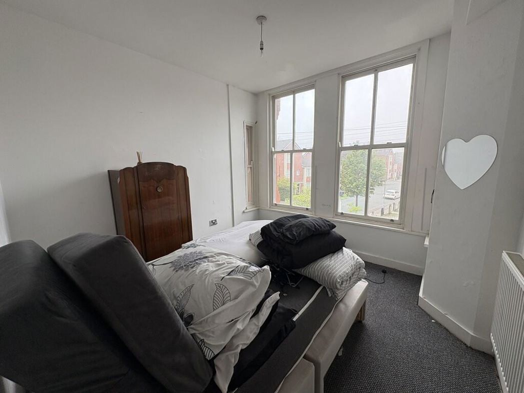 Property image 7 of 13