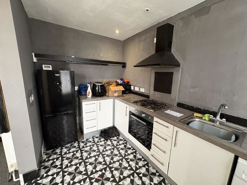 Property image 9 of 13