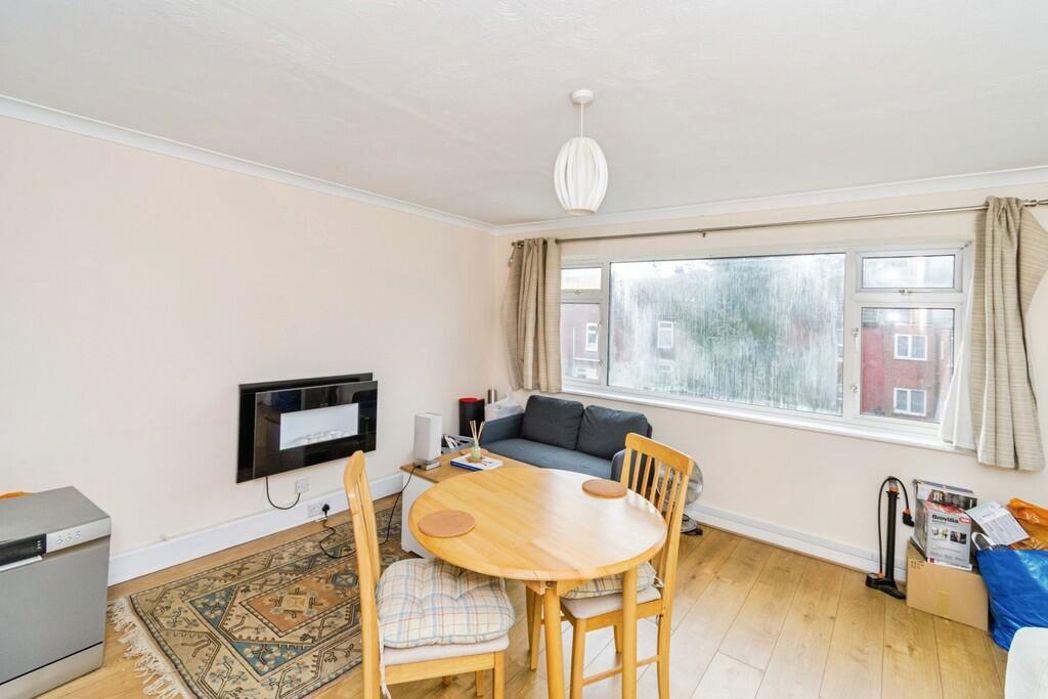 Property image 10 of 15
