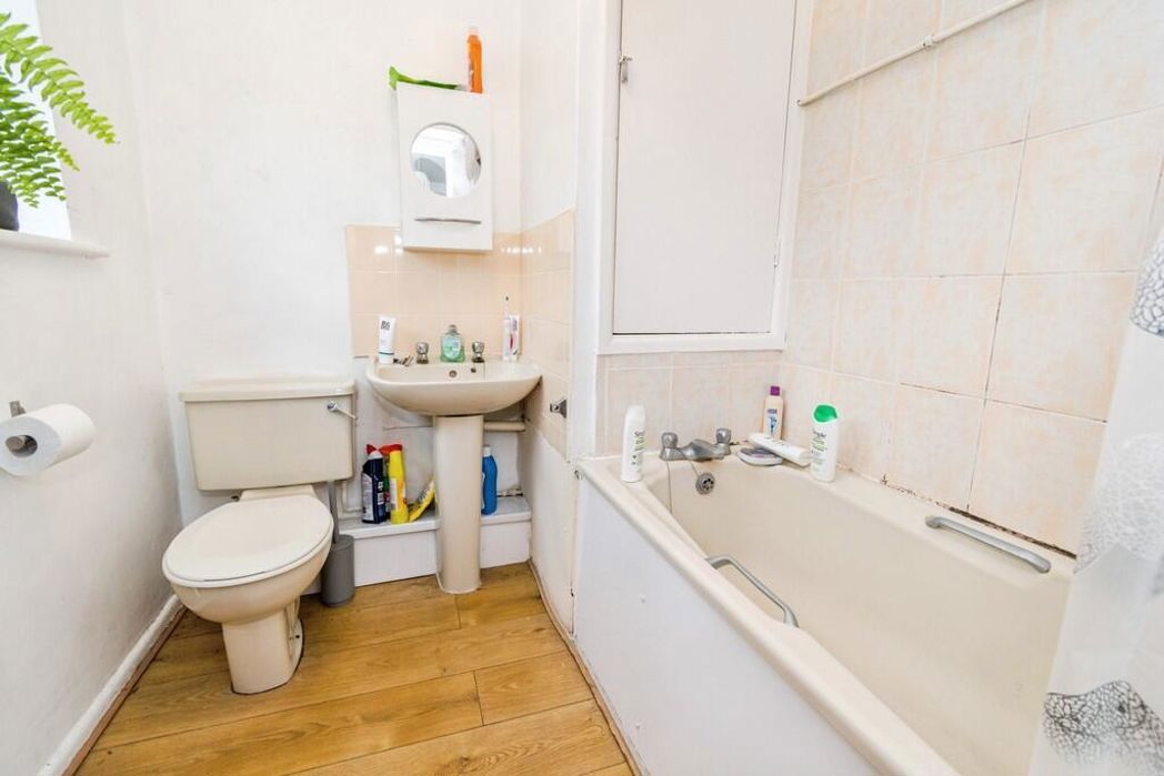Property image 13 of 15
