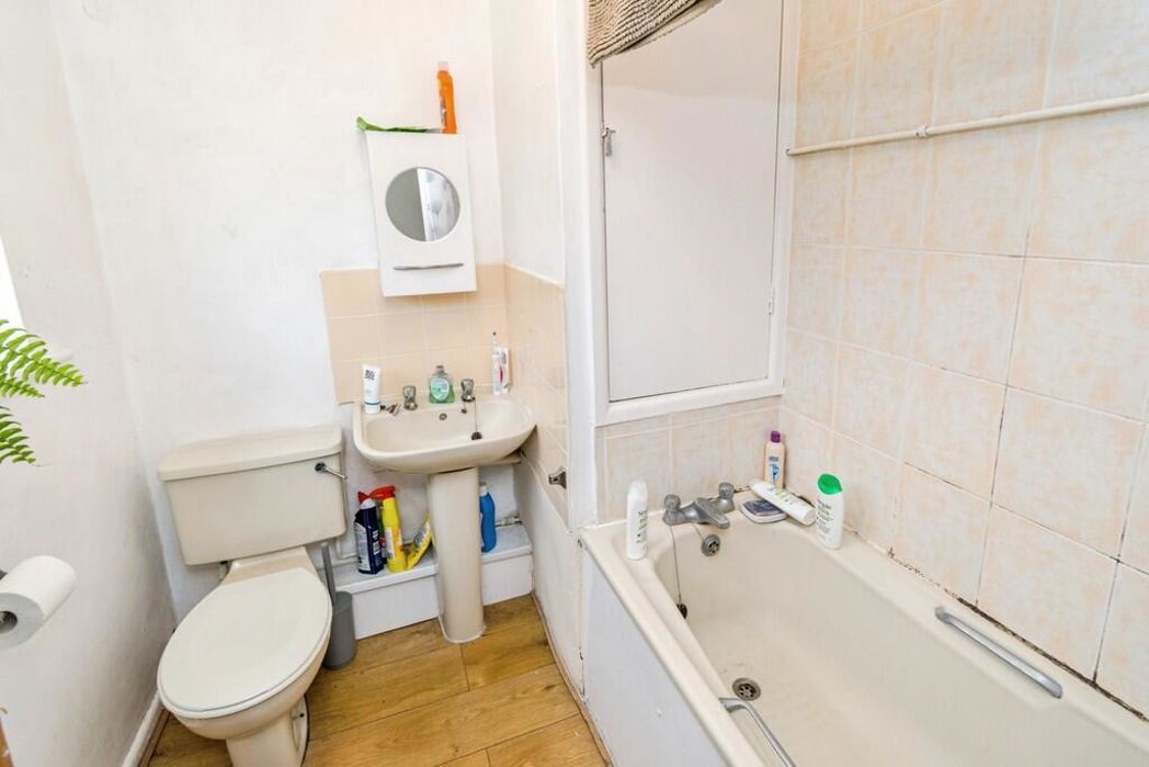 Property image 15 of 15