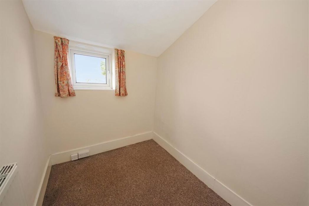 Property image 7 of 10