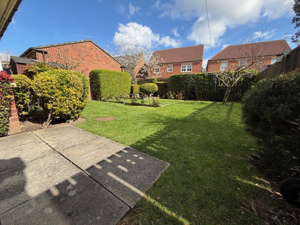 Property image 2 of 21