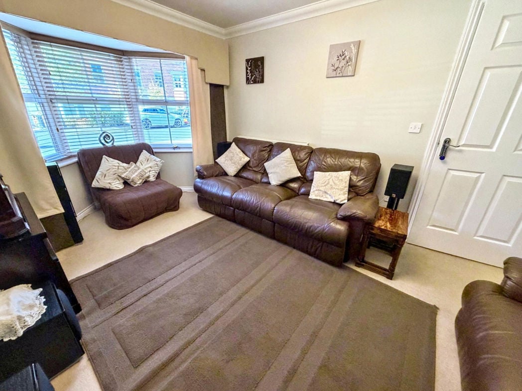 Property image 6 of 21