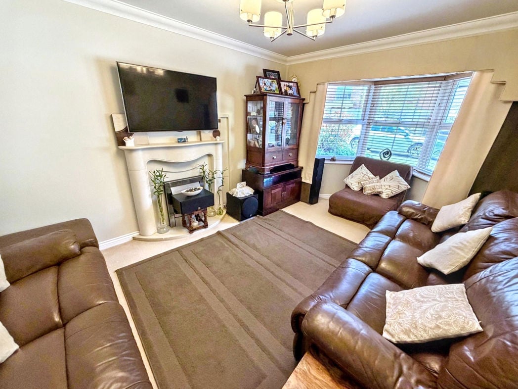 Property image 4 of 21