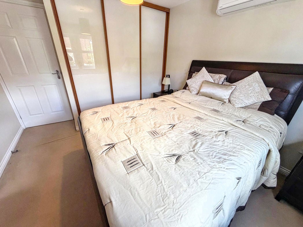Property image 15 of 21