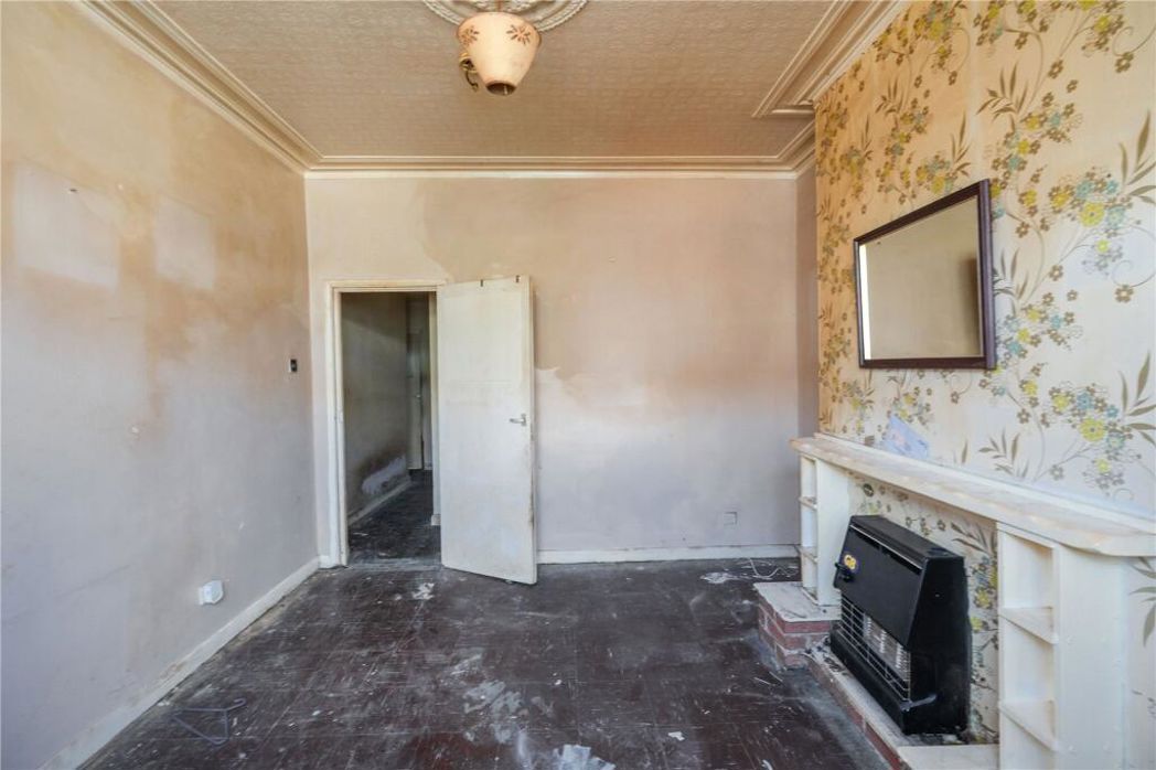 Property image 3 of 18