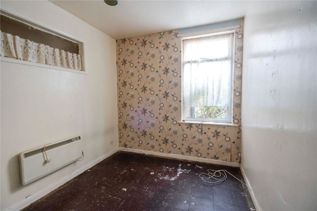 Property image 4 of 18