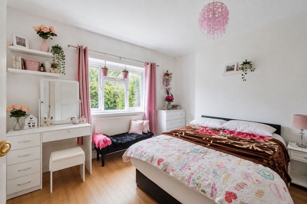 Property image 4 of 9