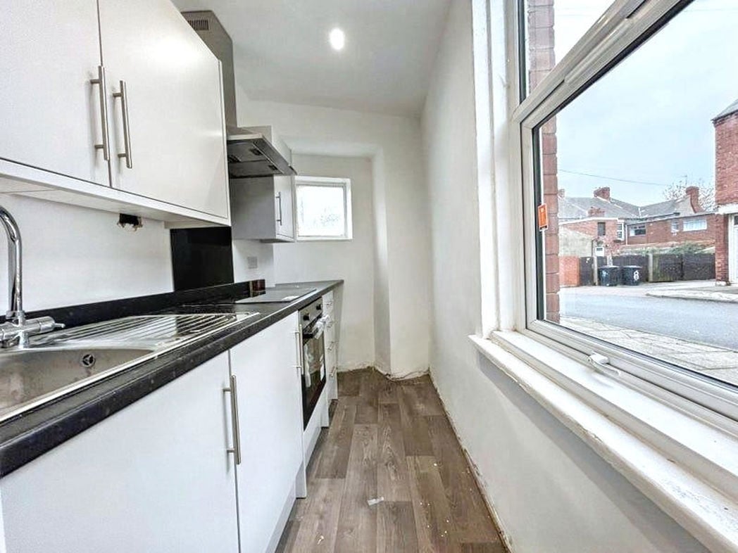 Property image 4 of 9