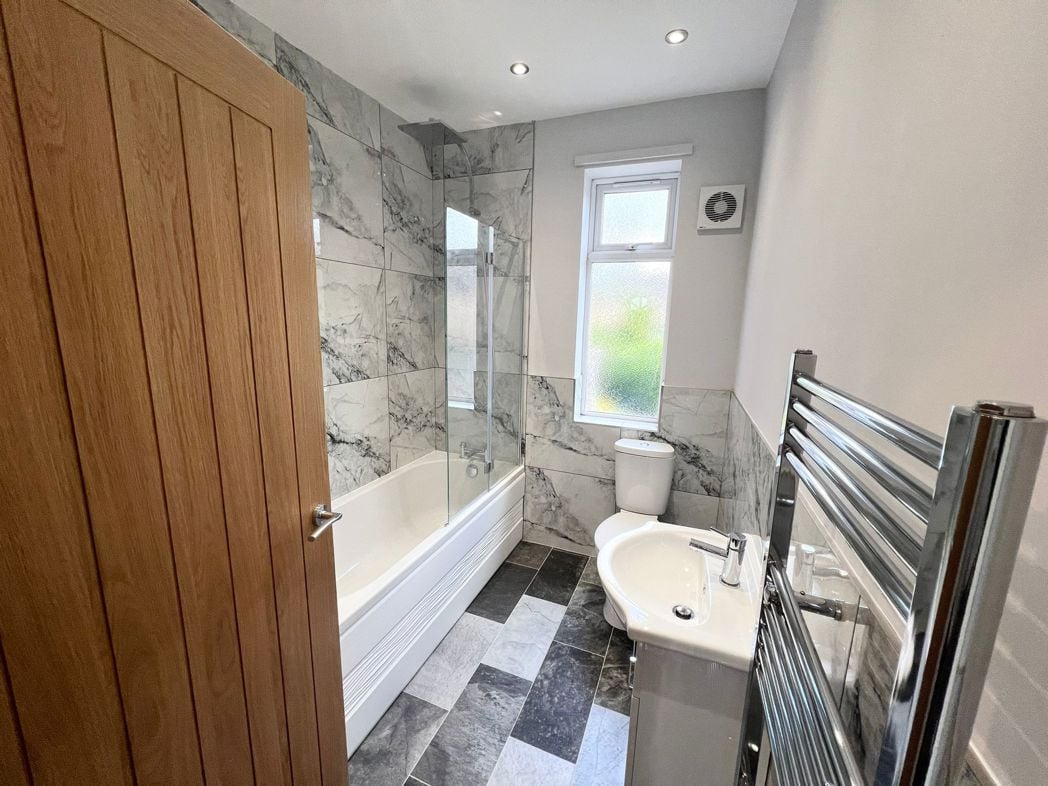 Property image 6 of 6