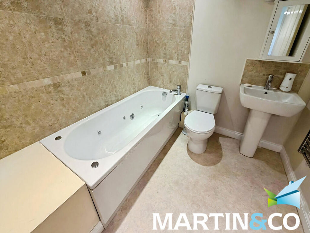 Property image 3 of 13