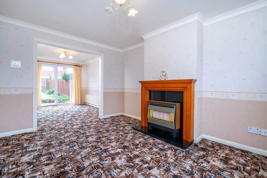 Property image 2 of 12