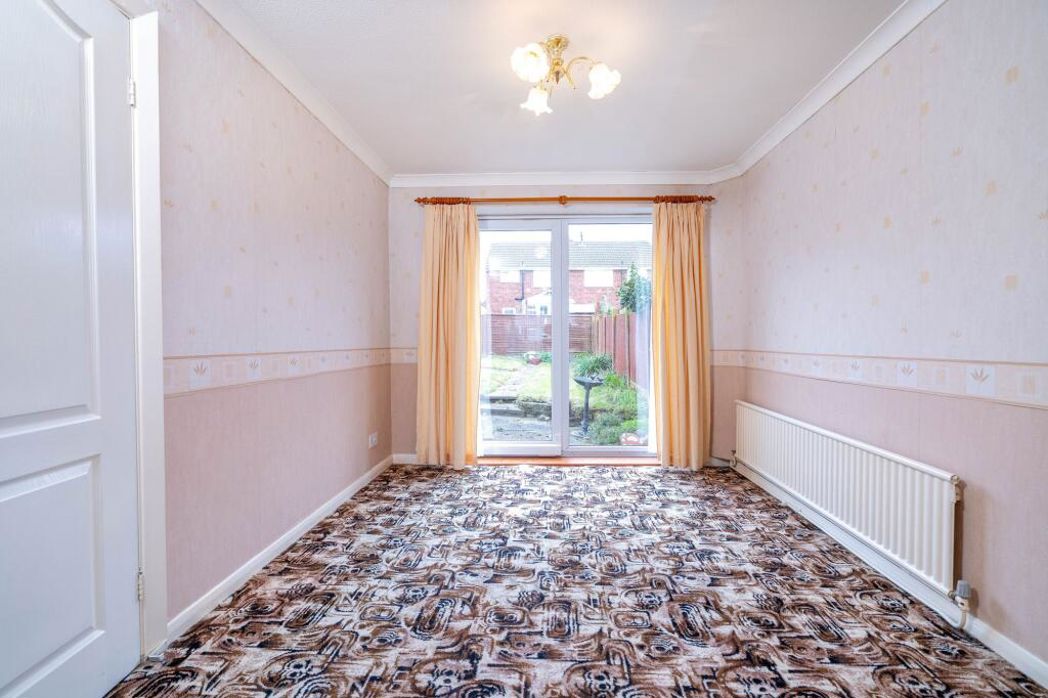 Property image 5 of 12