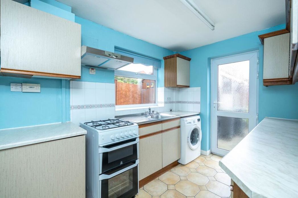 Property image 3 of 12