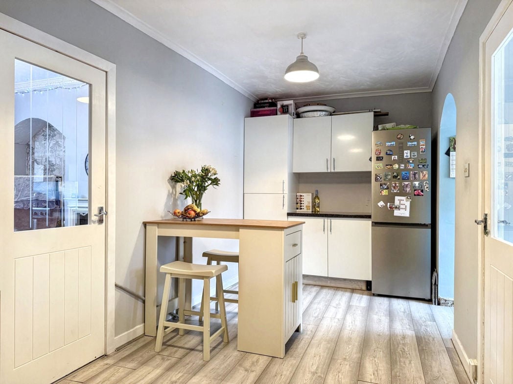 Property image 6 of 18