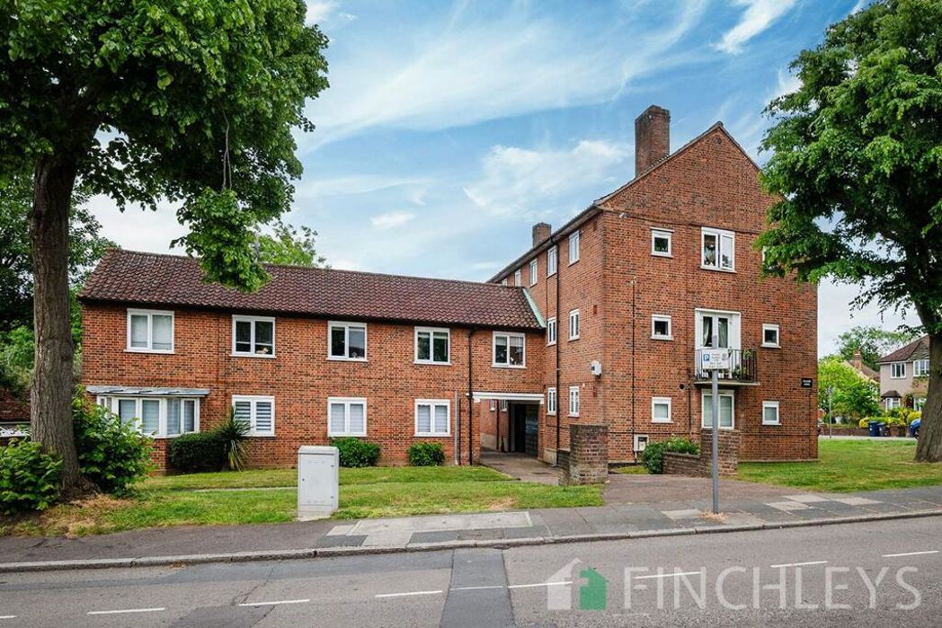Property image 1 of 15