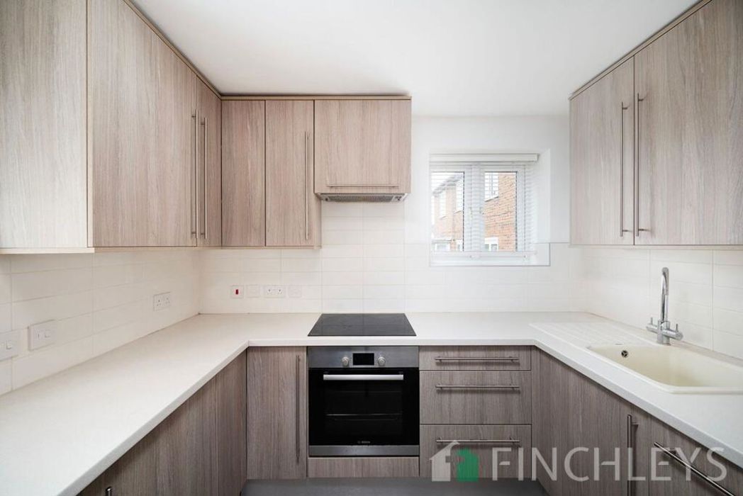 Property image 6 of 15