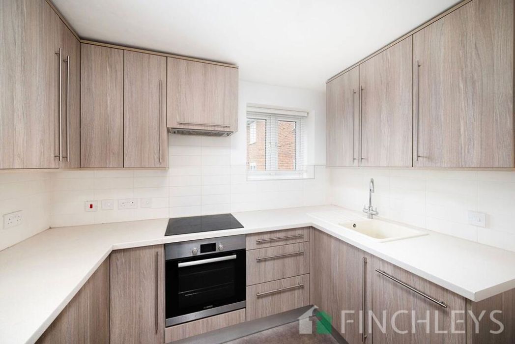 Property image 7 of 15